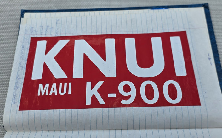 KNUI sticker